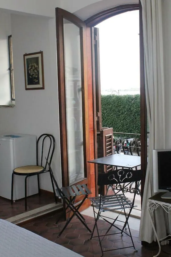 Casa Lungomare Villa Giardini Naxos Italy